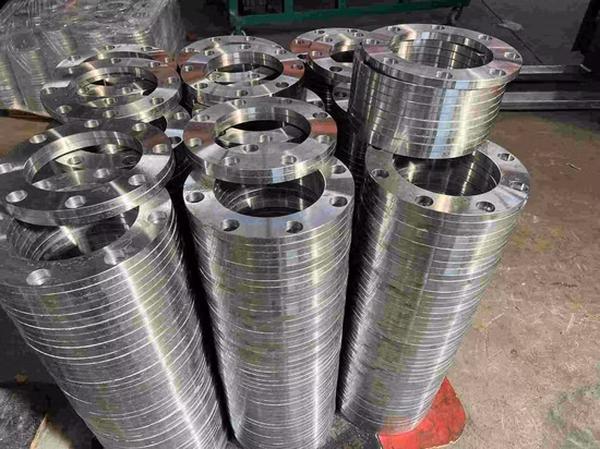 Анкерный фланец RF из кованого сплава A105 ASTM A182 из нержавеющей стали из углеродистой стали